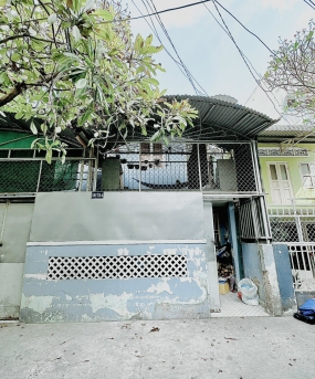 Giá bán: 4Tỷ680tr  nhà cách Mặt Tiền 20m . Nhà thuộc khu VIP Phạm Thế Hiển P6Q8