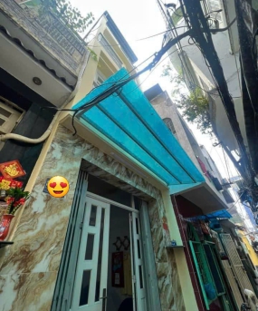 Giá bán: 4tỷ 850tr  Bán nhà giá rẻ nhất hẻm Võ Văn Kiệt p5 Quận 5