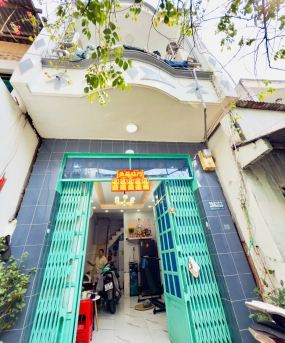 Nhà Bán cách mặt tiền đường lớn Lương Văn Can có hoàn công  khu VIP P15.Q8 