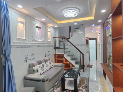 Nhà 43k Bến Bình Đông 