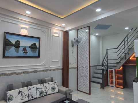 NHÀ 152 Hưng Phú