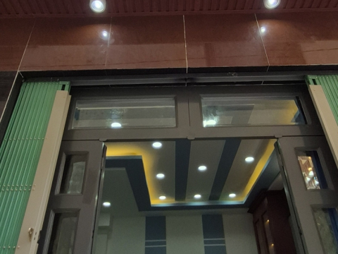 Nhà 28 LươngVănCan 
