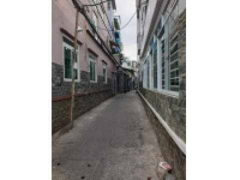 Nhà hẻm 761/... (2 / nhưng hẻm thẳng từ mặt tiền Hưng Phú vô chỉ khoảng 60m, cách cầu Chánh Hưng 100m) Phường 9 Hưng Phú, Quận 8