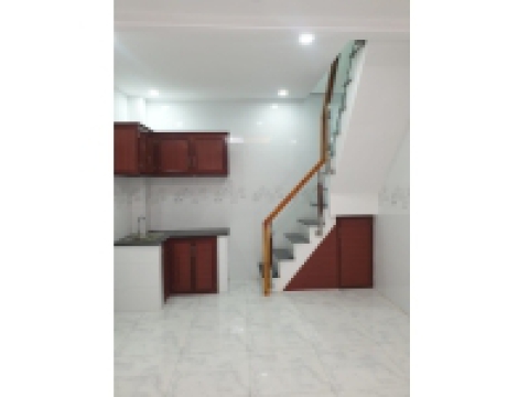 Nhà hẻm 761/... (2 / nhưng hẻm thẳng từ mặt tiền Hưng Phú vô chỉ khoảng 60m, cách cầu Chánh Hưng 100m) Phường 9 Hưng Phú, Quận 8